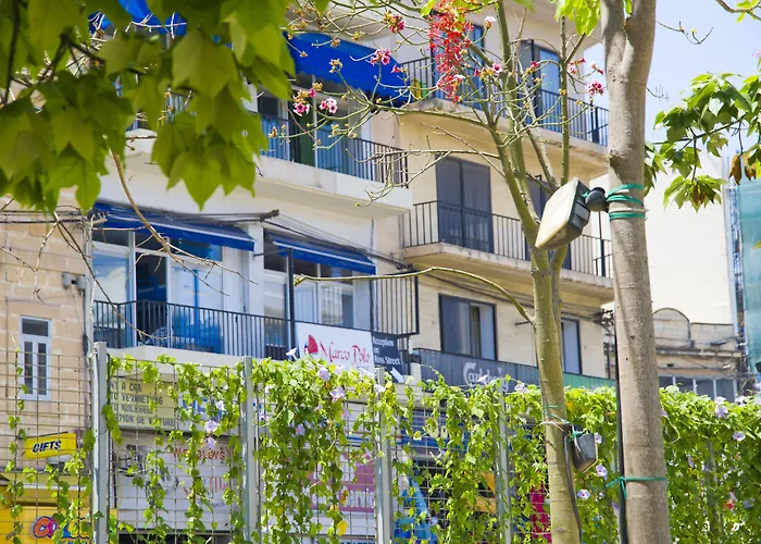 Marco Polo Party Hostel Saint Julian's