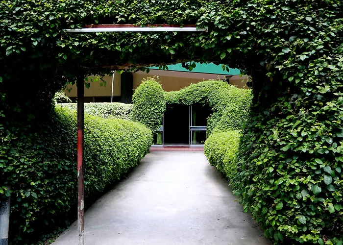 Equator Hotel Arusha