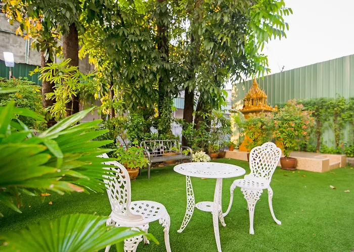 Le Hua Hotel Phuket