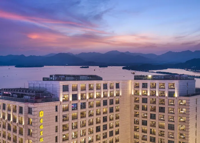 Midtown Shangri-La, Hangzhou, Moments From West Lake