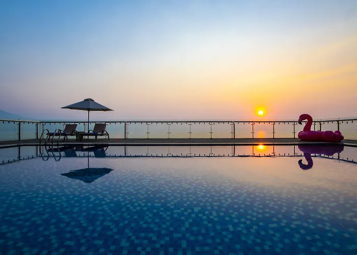 Serene Beach Hotel Danang