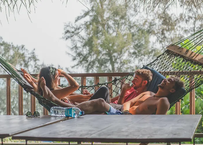 Hangtime Hostel Weligama