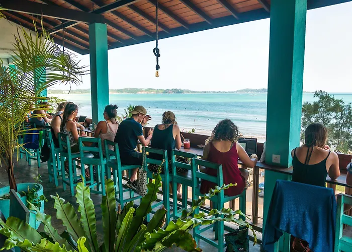 Hangtime Hostel Weligama