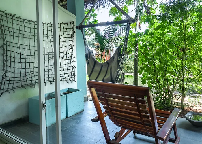Hangtime Hostel Weligama