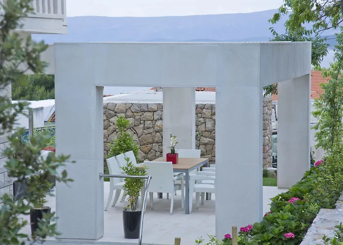 Villa Dalmatina - Adults Only Apart-Hotel Bol