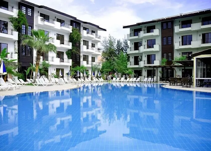 Lemas Suite Hotel Side