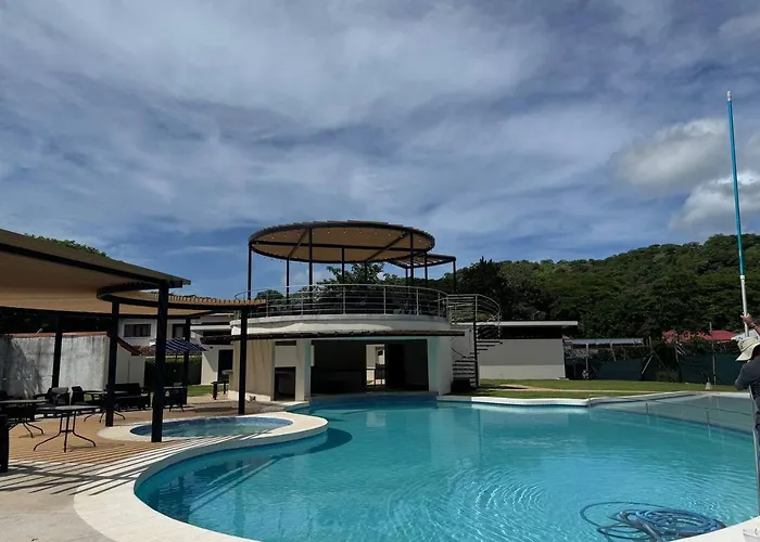 Nacazcol Hotel Y Villas Coco