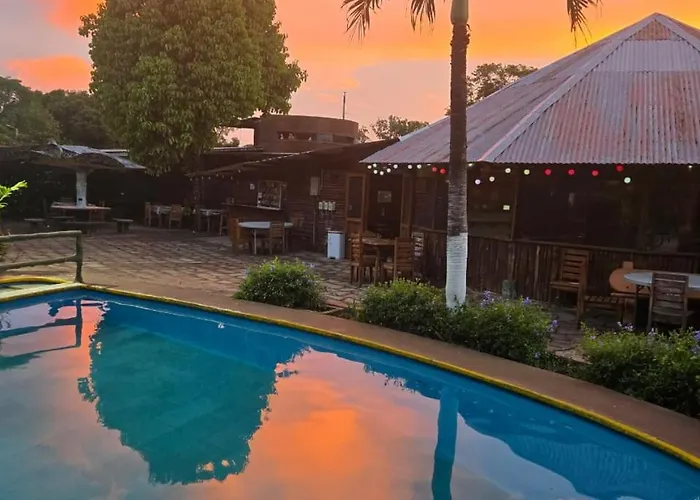 Hotel Cabanas La Teca Liberia