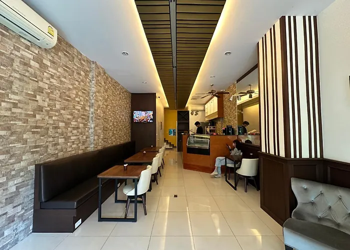 Nookhouse Cafe & Guesthouse Chiang Mai