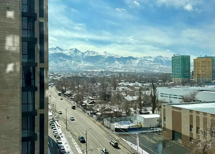 Apartment With Moutain View Almaty