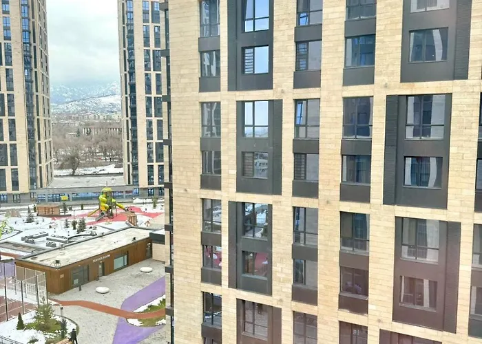 Apartment With Moutain View Almaty