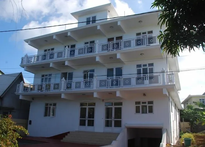 La Dorade Bed & Breakfast Trou aux Biches