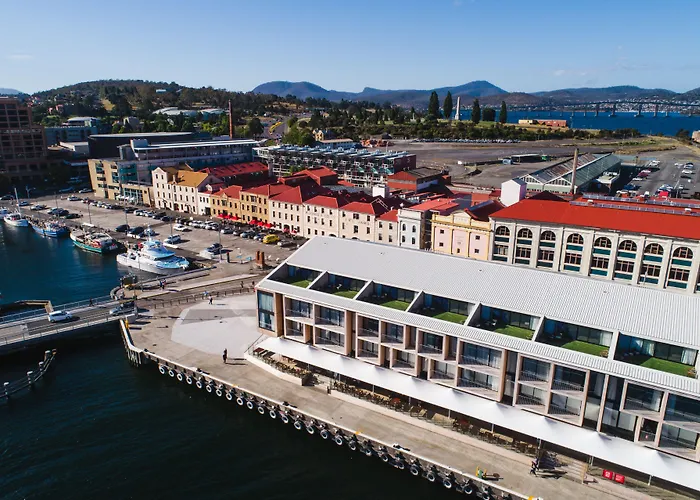 Macq 01 Hotel Hobart