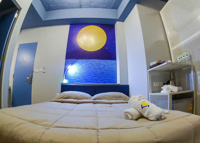 The Moon Hostel Huahin