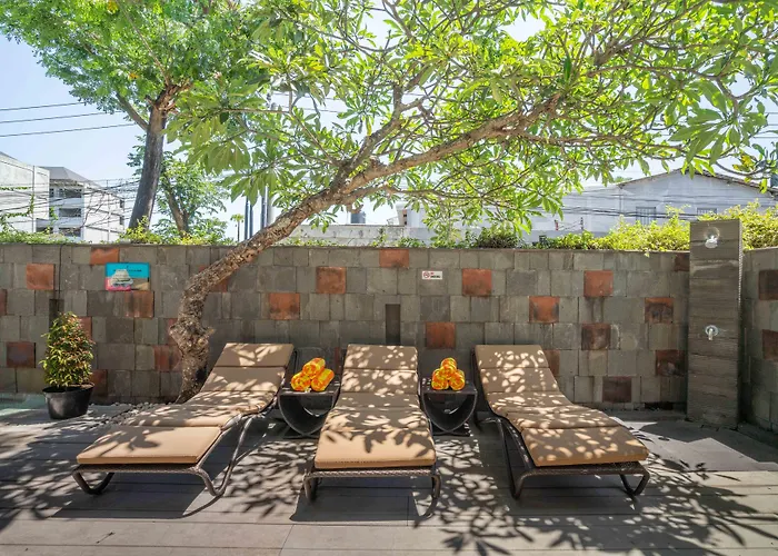 Grand Livio Kuta Hotel Legian 