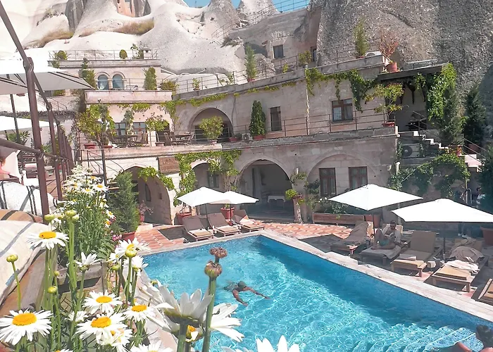 Local Cave House Hotel Göreme