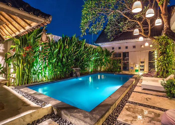 Lokal Bali Hostel Kuta 