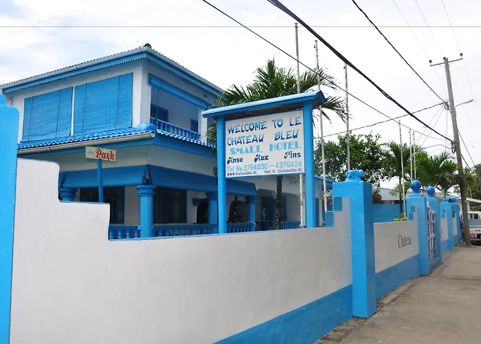 Le Chateau Bleu Anse aux Pins