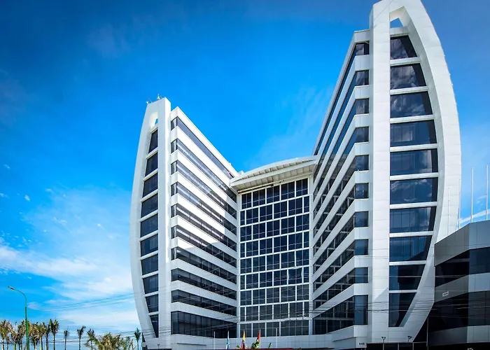 Wyndham Manta Sail Plaza Hotel And Convention Center