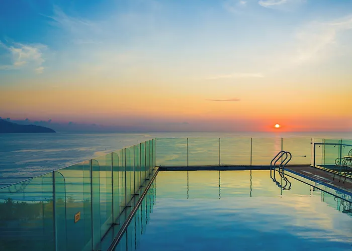 Alani Sea View Hotel Danang