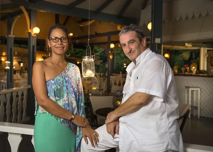 Auberge D'Anse Boileau & Restaurant Chez Plume
