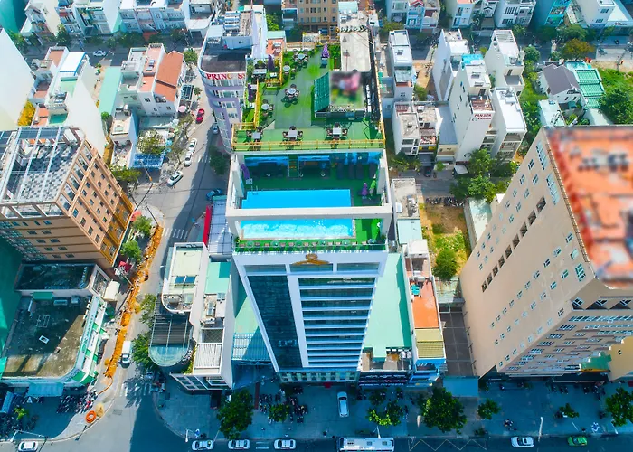 Luxtery Hotel Danang
