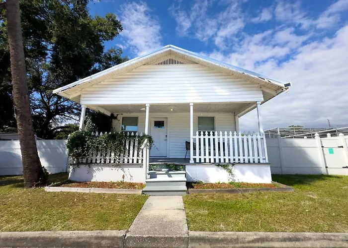 Cozy Stylish Chic Home Ybor, Dt Central Location Tampa