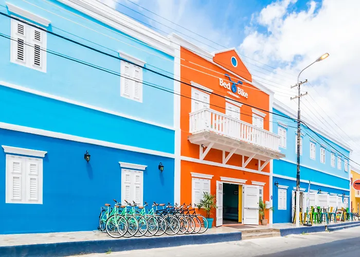 Bed & Bike Curacao - Pietermaai Hotel Willemstad