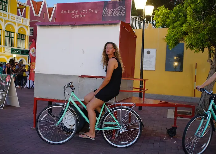 Bed & Bike Curacao - Pietermaai Hotel Willemstad