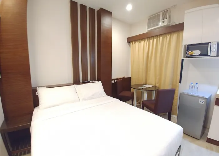 Bed And Bath Serviced Suites Iloilo City
