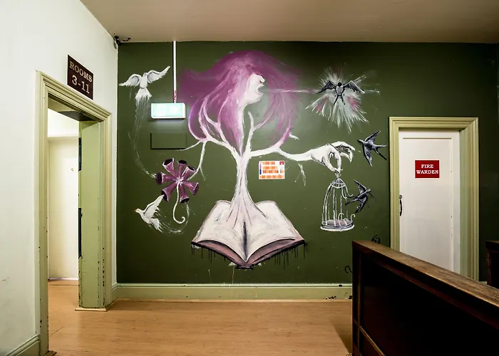 The Pickled Frog Hostel Hobart