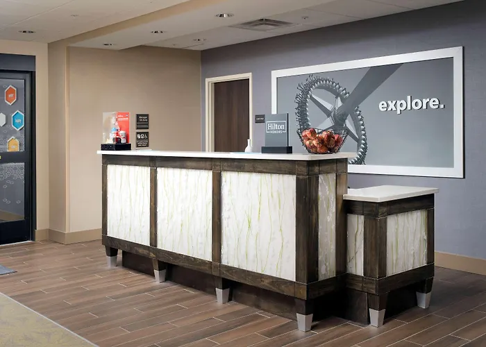 Hampton Inn & Suites San Antonio Lackland Afb Seaworld