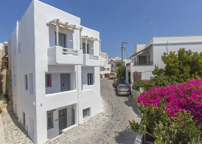 Emery Suites Naxos City