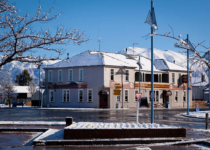 The Brown Pub Hotel Methven