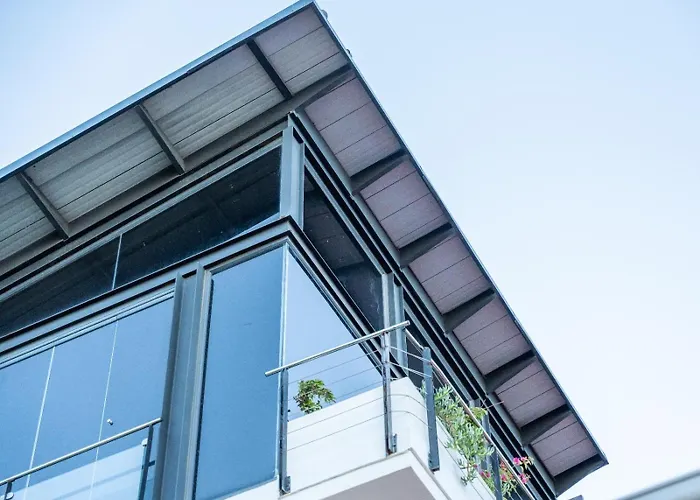 The Lookout - Panoramic 4 Bedroom House With Free Wifi And Pool Cape Town