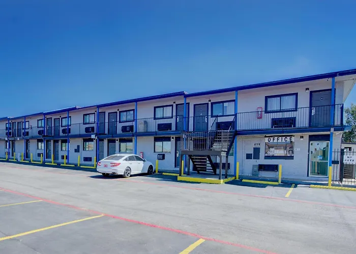 Super 7 Inn By Oyo San Antonio Nw Medical Center