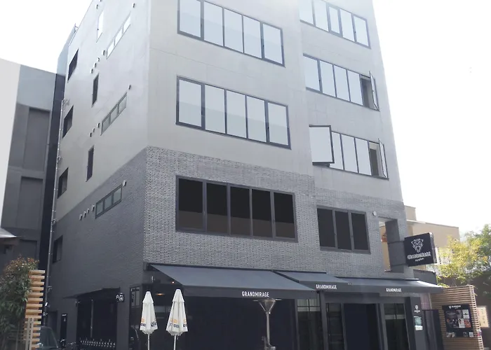 Mizuka Imaizumi 1 - Unmanned Hotel - Fukuoka 