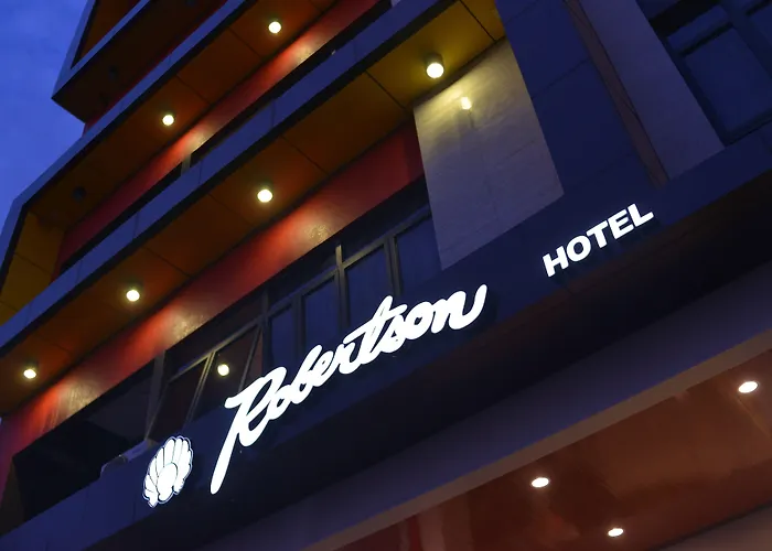 Robertson Hotel Naga 