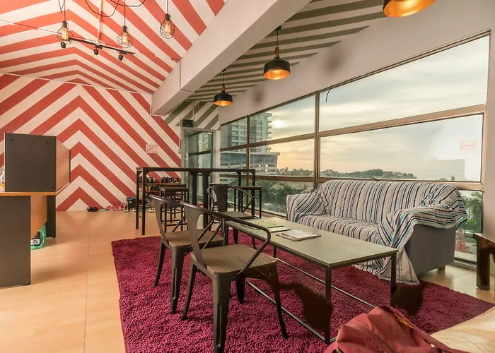 Seaview Capsule Hotel Kota Kinabalu