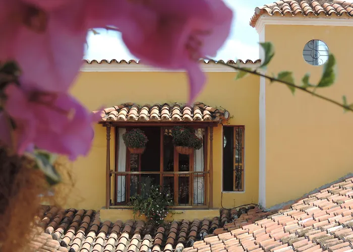 La Casa Amarilla Bed & Breakfast Mompos