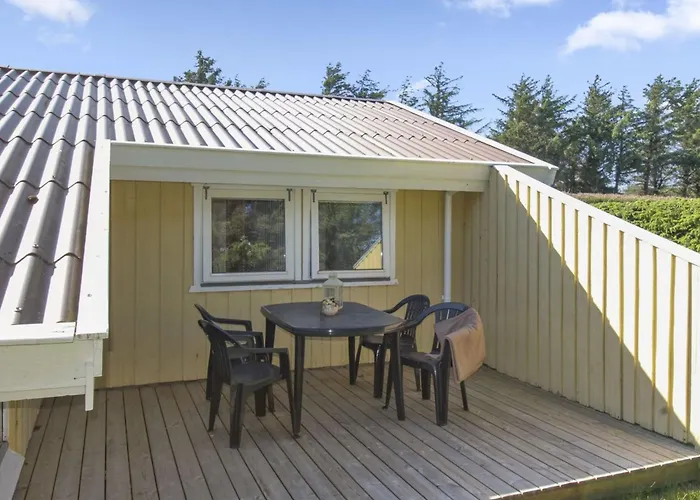 Holiday Home Eden - 800M From The Sea By Interhome Lokken
