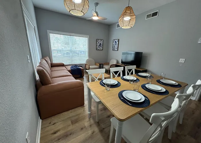 4 Bedroom 3 Bathroom Villas At Sevendwarfs 16-101 Kissimmee