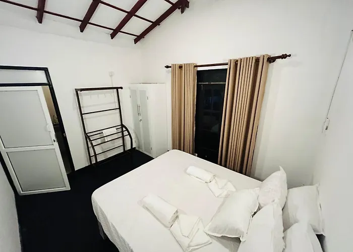 Cozy Corner Villas Weligama