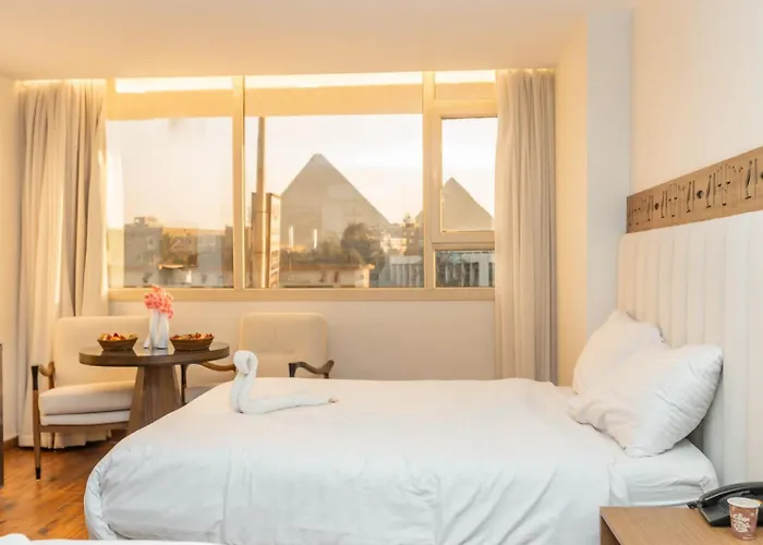 Superior Pyramids View Hotel Cairo