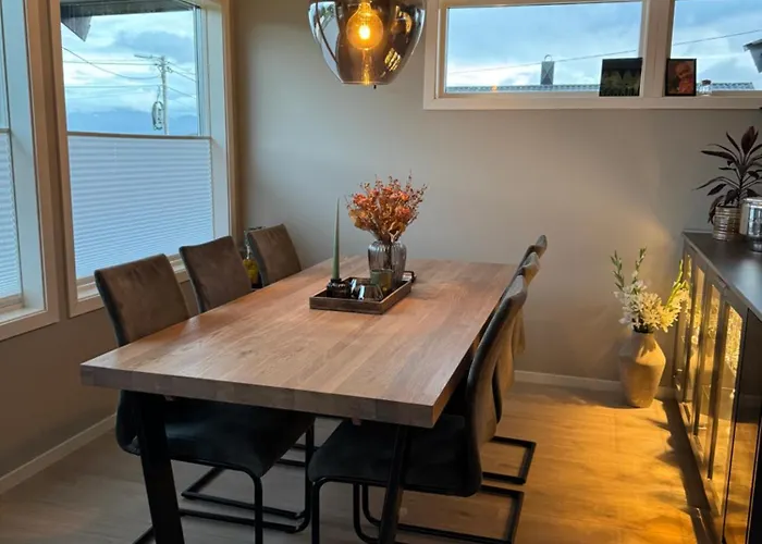 Stor Og Fin Leilighet I Tromso