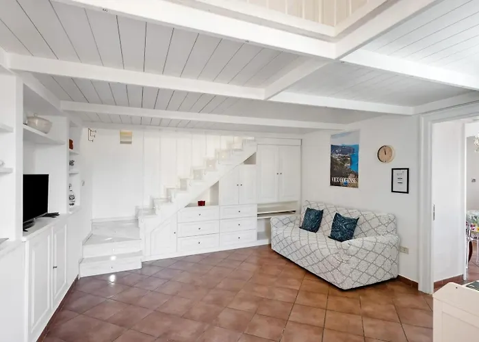 La Dolce Pausa - Casa Vacanze Con Terrazza Vico Equense