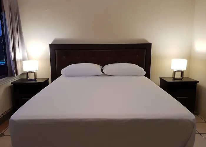 Aurora Express Hotel Guatemala City