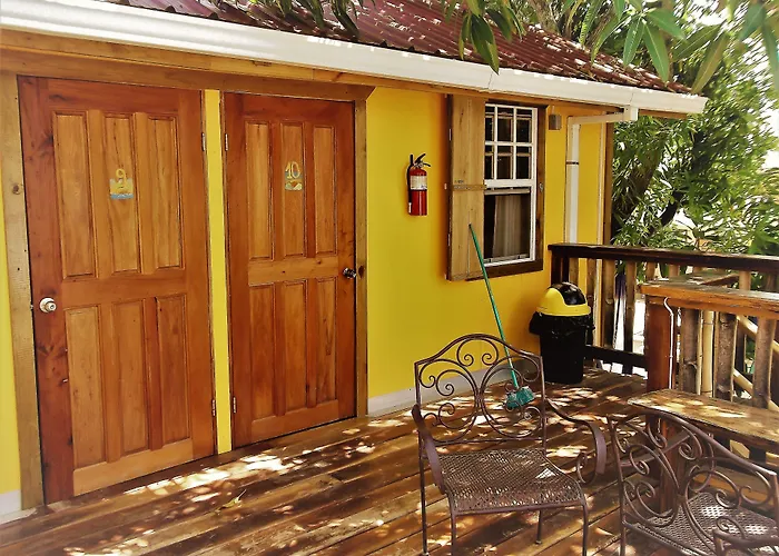 The Funky Dodo Backpackers Hostel Hopkins