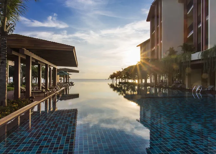 Dusit Princess Moonrise Beach Resort Phú Quốc