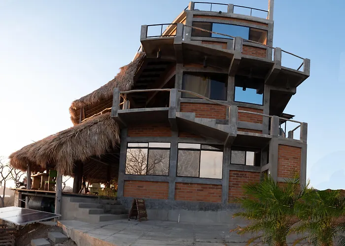 Hush Maderas Hostel San Juan del Sur